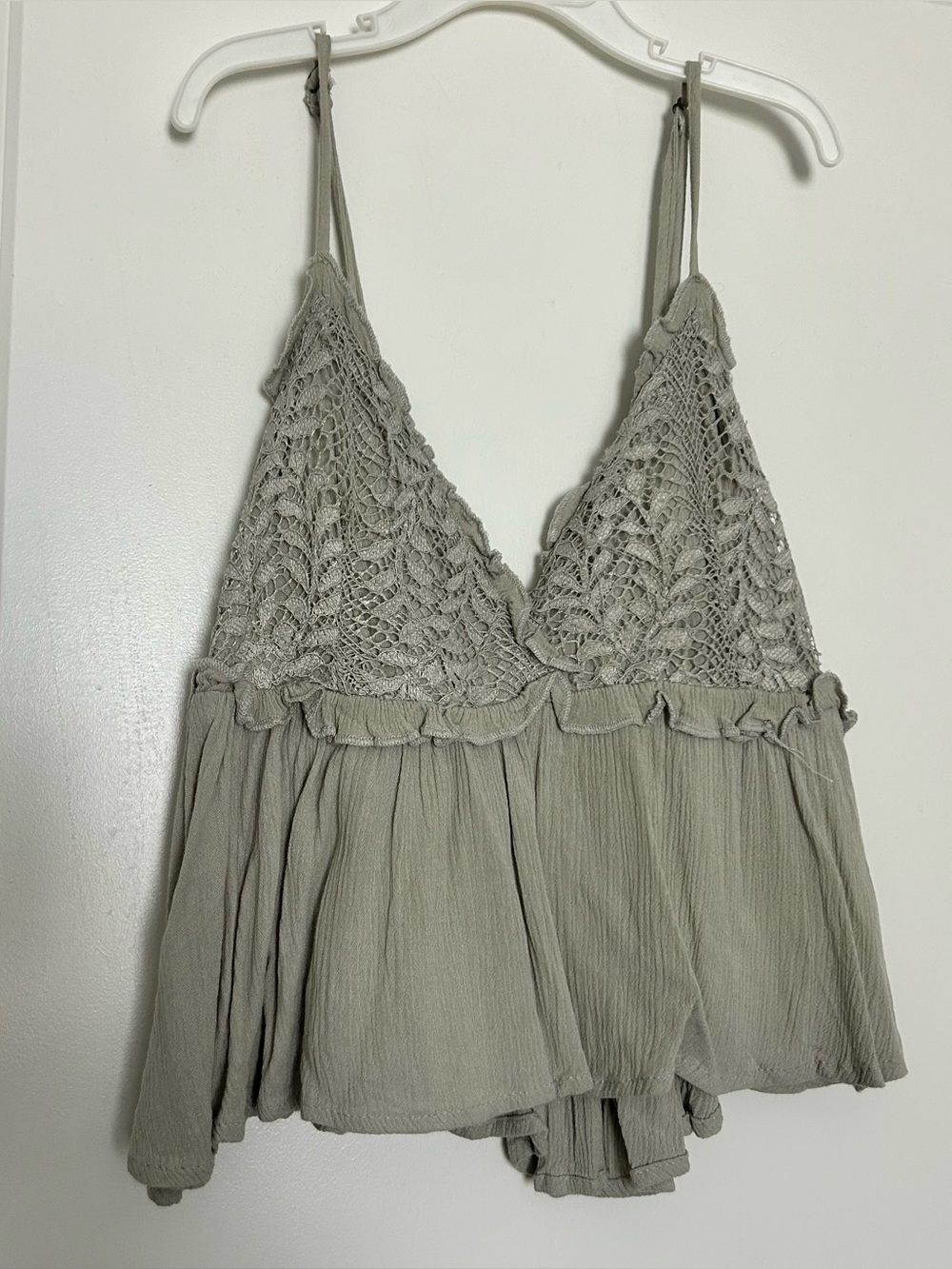 NWOT (M) Ocean Drive Babydoll Cropped Crochet Top
